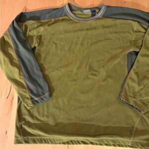REI Two-Tone Green Long Sleeve Shirt